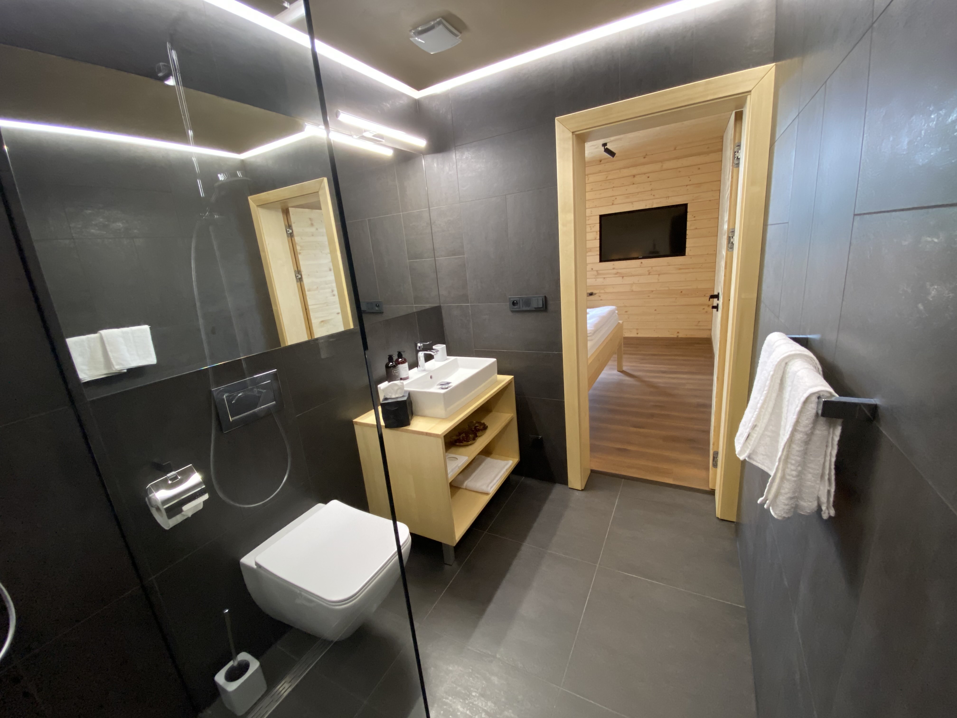 Forest Resort 5